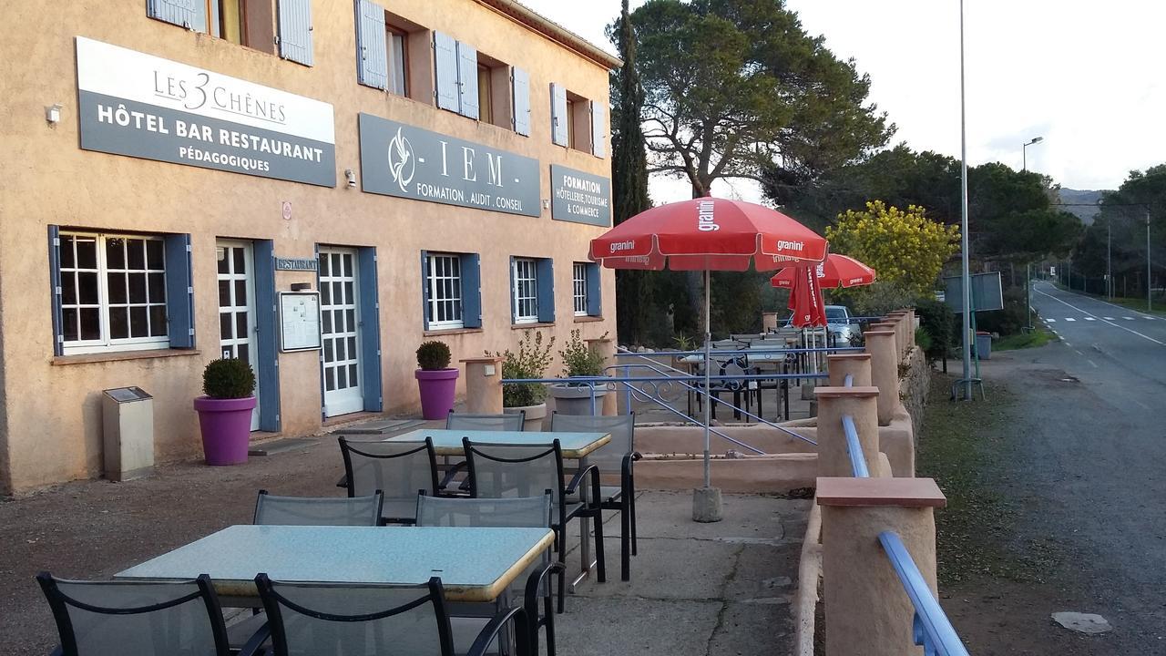 Hotel Restaurant Les 3 Chenes Fréjus Exterior foto